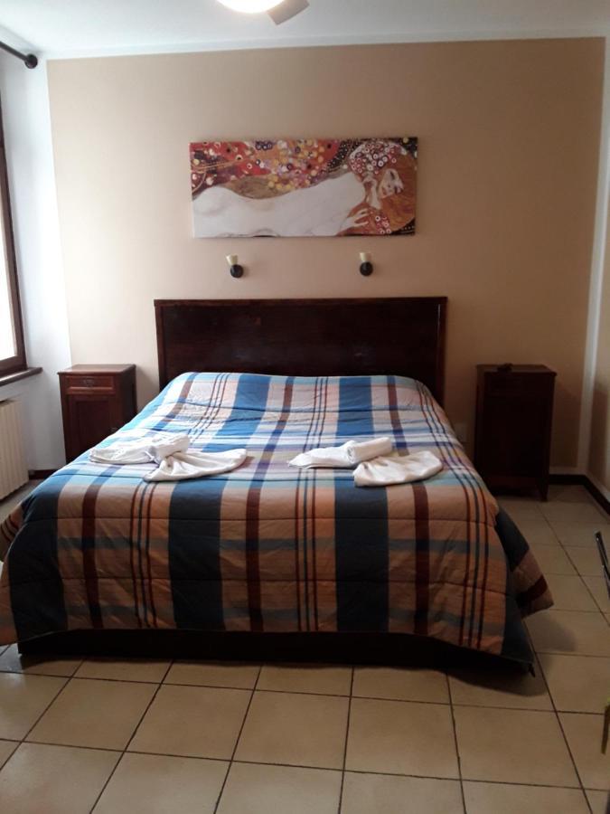 מאלצ'סינה Camere Porto Vecchio Con Parcheggio A Pochi Passi Dal Castello מראה חיצוני תמונה