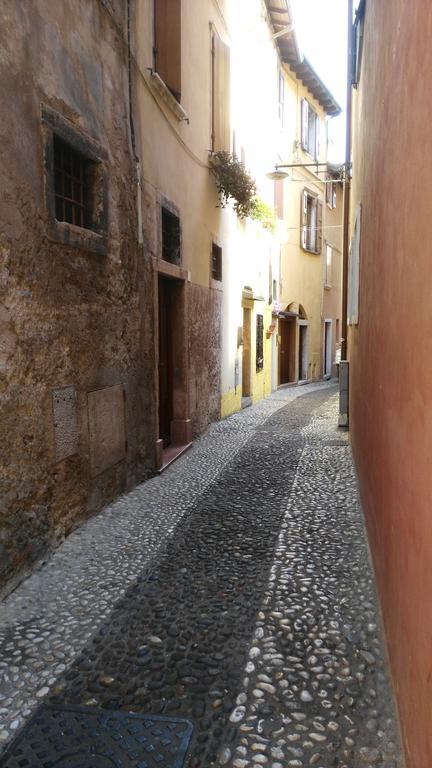 מאלצ'סינה Camere Porto Vecchio Con Parcheggio A Pochi Passi Dal Castello מראה חיצוני תמונה