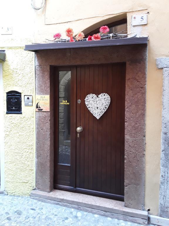 מאלצ'סינה Camere Porto Vecchio Con Parcheggio A Pochi Passi Dal Castello מראה חיצוני תמונה