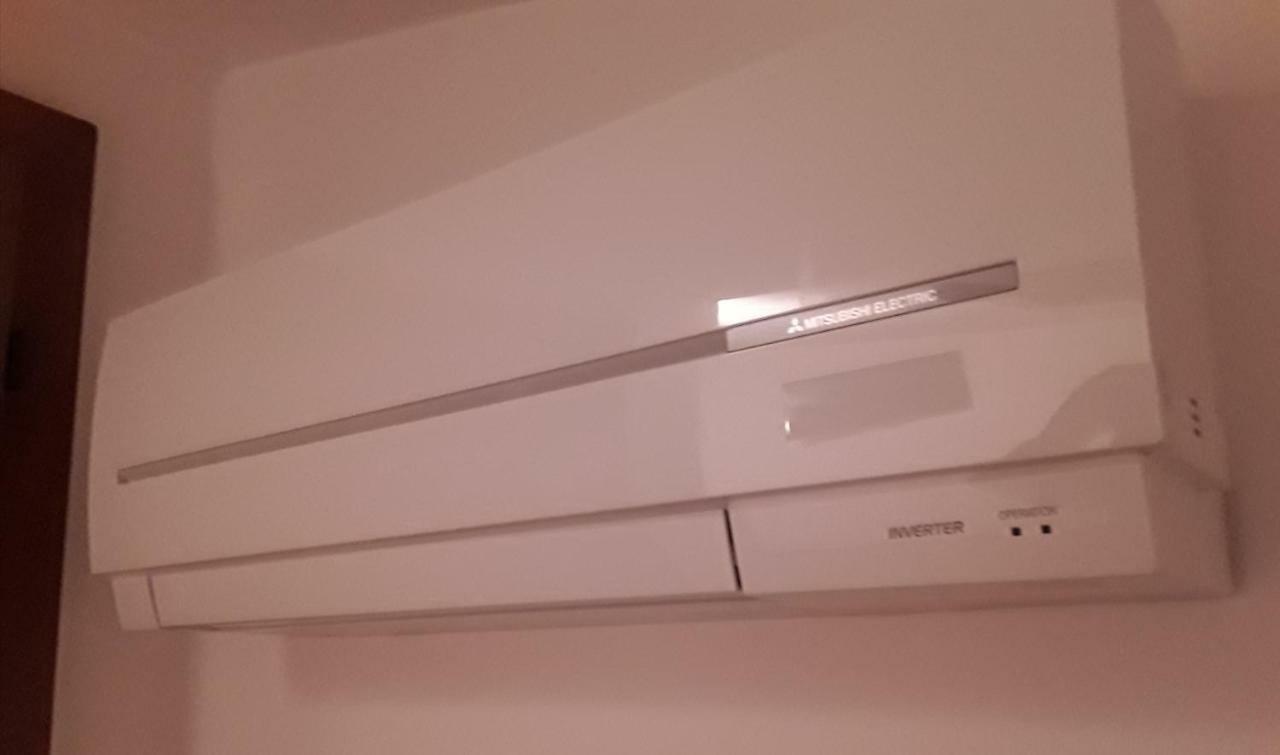 מאלצ'סינה Camere Porto Vecchio Con Parcheggio A Pochi Passi Dal Castello מראה חיצוני תמונה